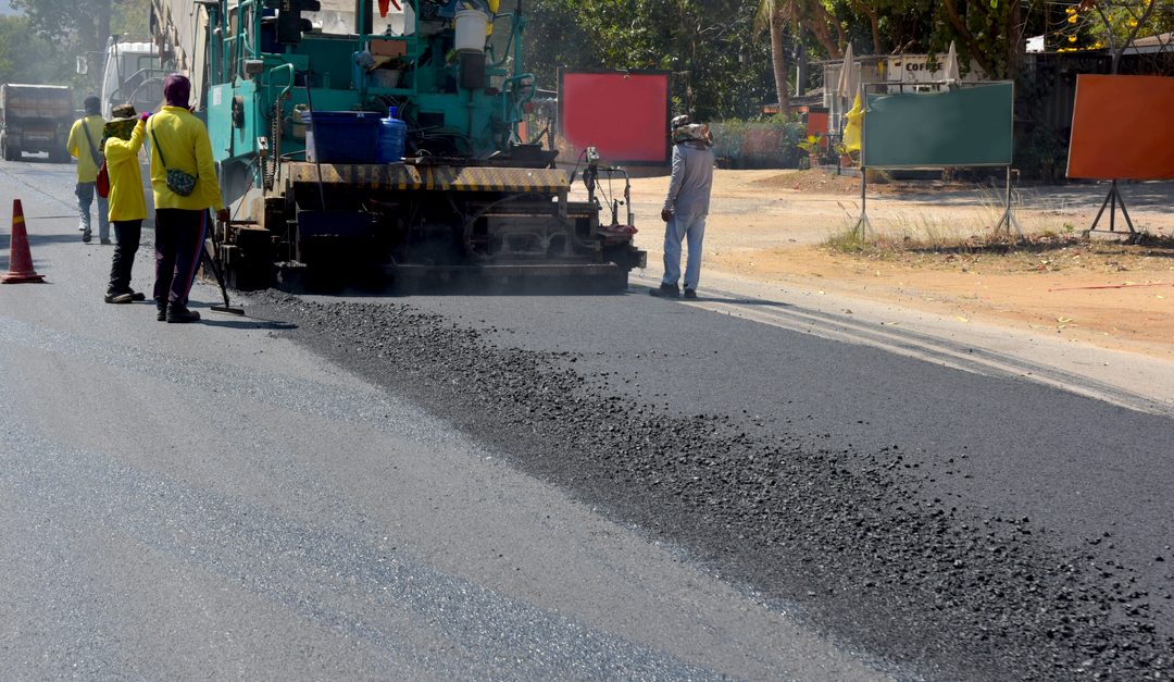 7 Major Signs You Need To Replace Your Asphalt Pavement